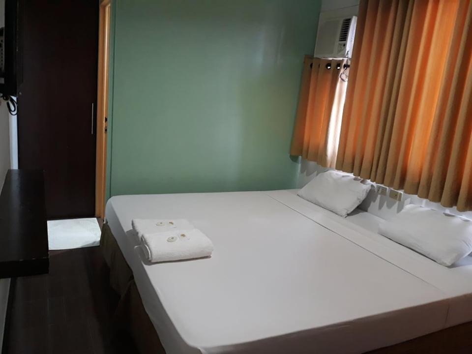 Hotel Kichi Legazpi Exterior foto